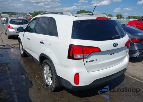 2015 Kia Sorento Lx z USA, uszkodzony, nr VIN 5XYKTDA6XFG551064